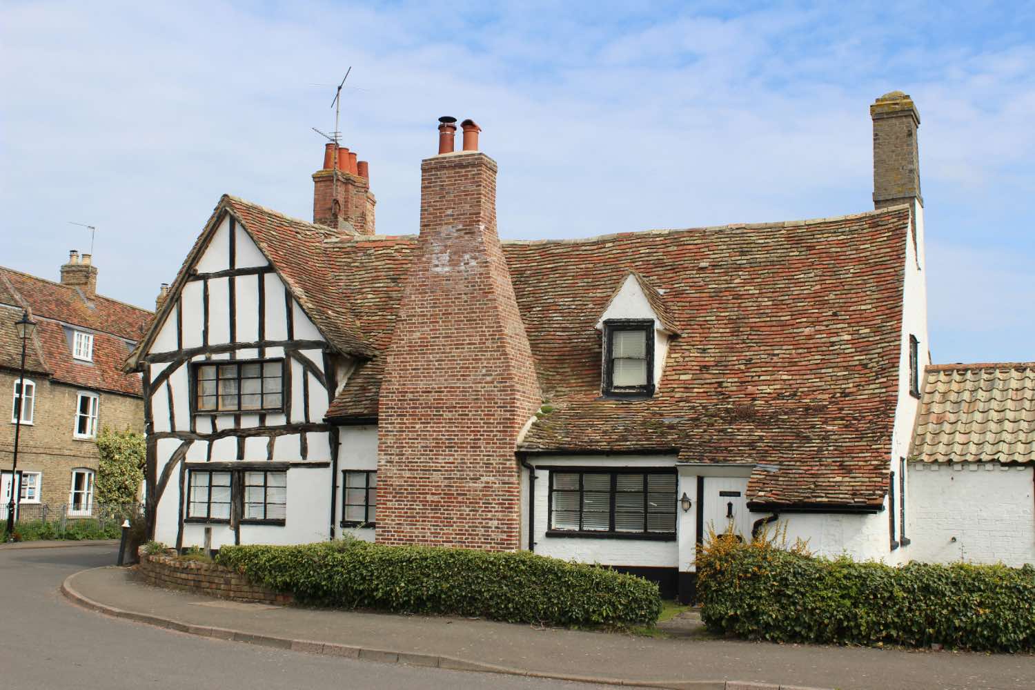 tudor style home, Popular Architectural Styles for Homes